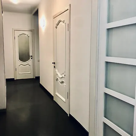 Apartment On Skorykovskyi Lane 4 Dnipro Exterior photo
