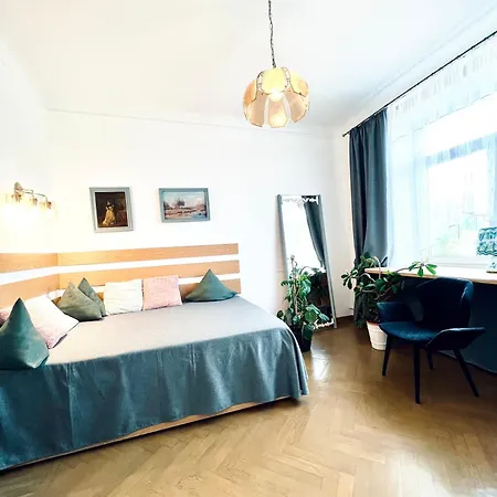 Apartment On Skorykovskyi Lane 4 Dnipro Exterior photo