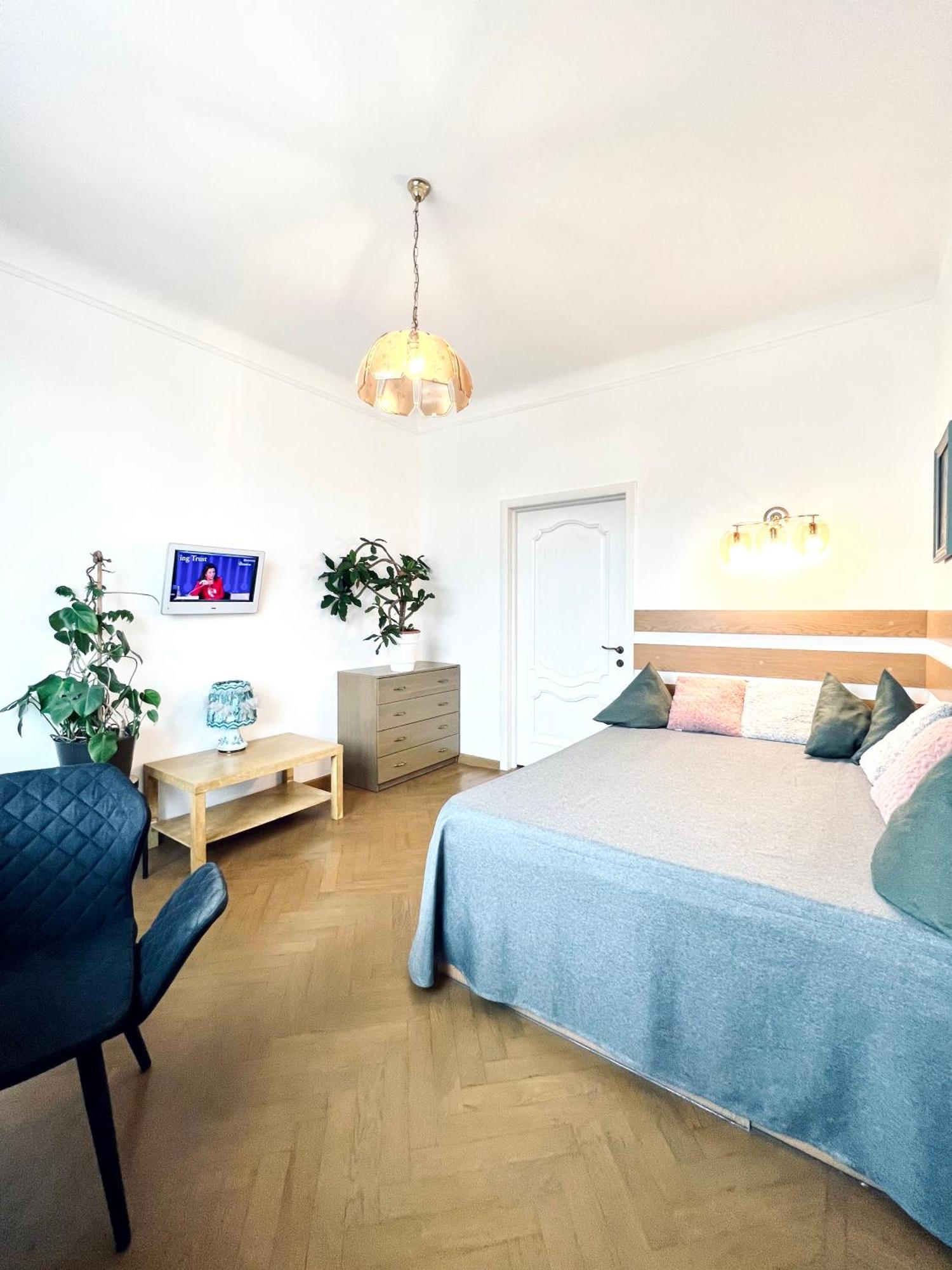 Апартаменты On Skorykovskyi Lane 4 Днепр